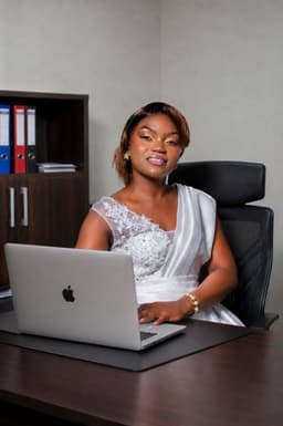Dorline Emerencielle OUBOURA